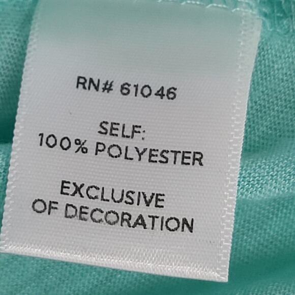 #342 Vanity women's top
Size Small - Picture 5 of 9